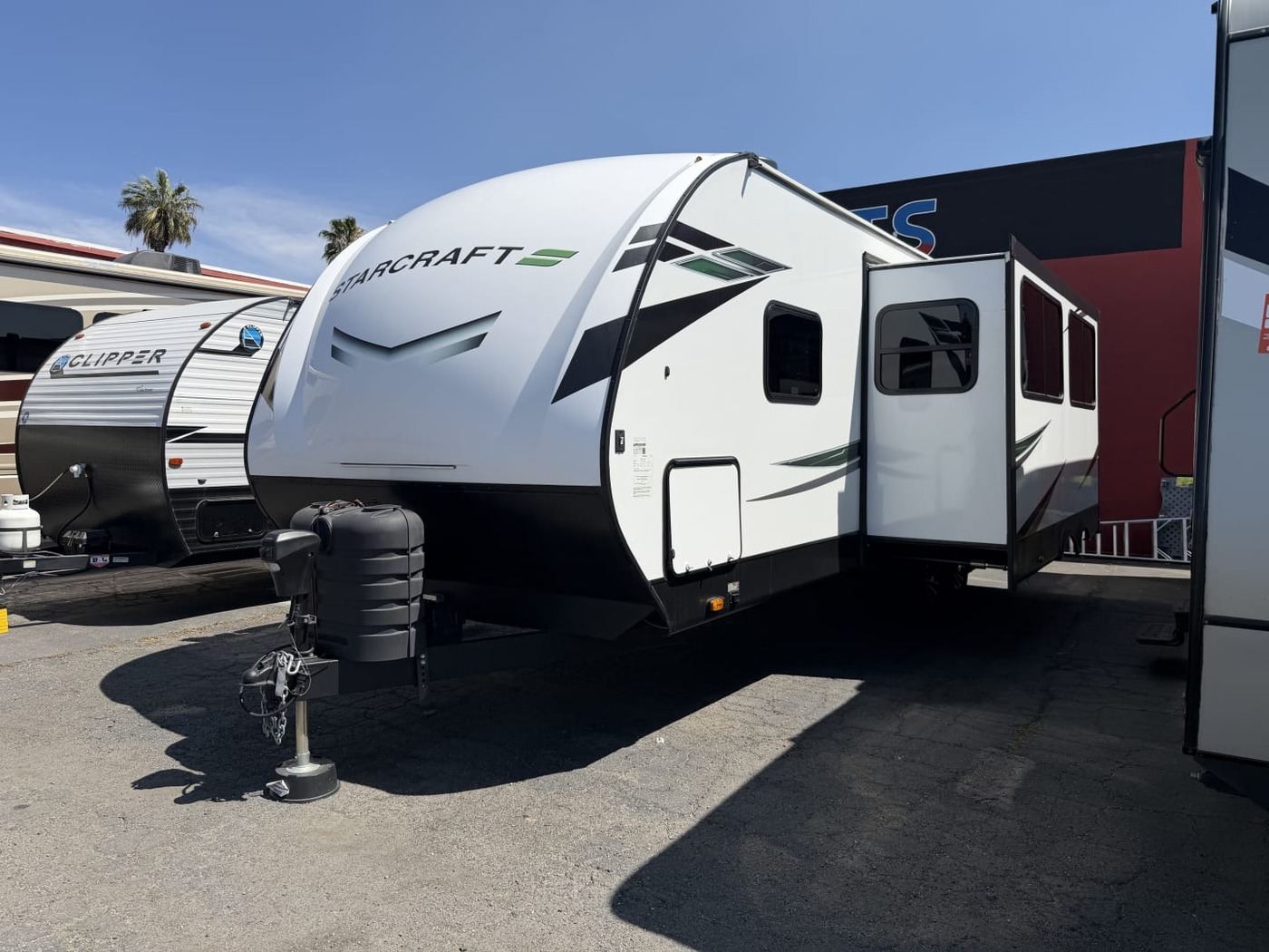 Starcraft travel trailer with its side slide-out fully extended